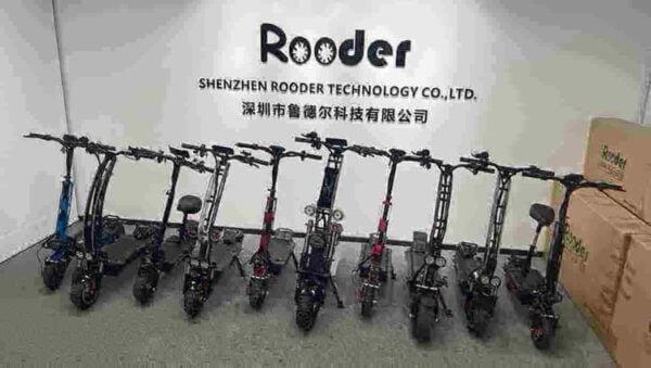 踢辅助电动滑板车工厂中国
