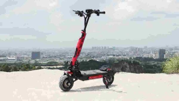 轻型通勤电动滑板车工厂中国