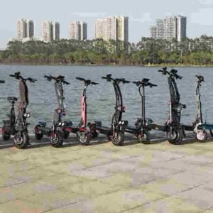 简易能源电动滑板车工厂中国