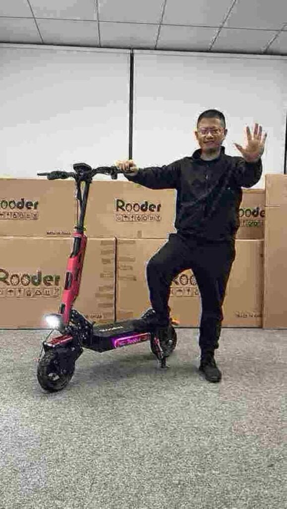 超便携电动滑板车工厂中国